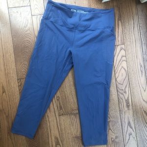 VS Sport Knockout Capri- Periwinkle